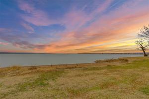 114 Harbor Drive