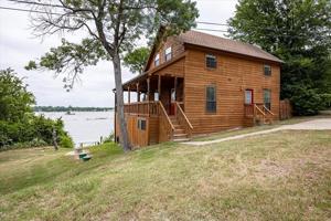 4315 Lakeshore Drive