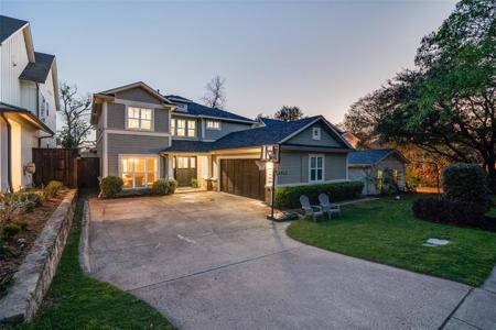 6910 La Vista Drive