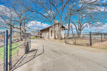 1185 Lakewood Circle