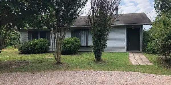 5717 County Road 1090