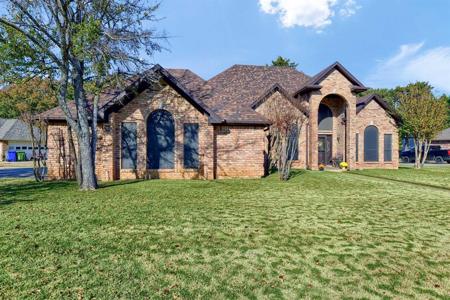 2409 Evelyn Road