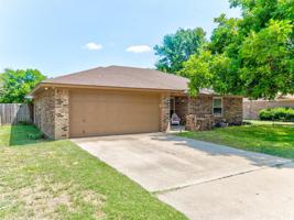 1013 Meadowlark Lane