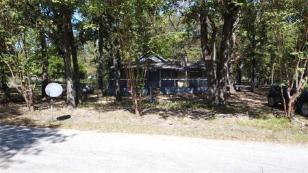 216 Comanche Trail