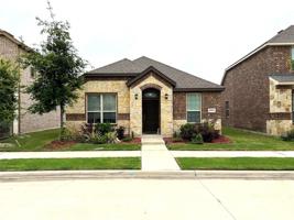 2269 Miramar Drive