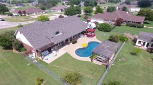 2017 W Emerald Bend Court