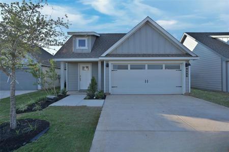 664 CAPSTONE Circle