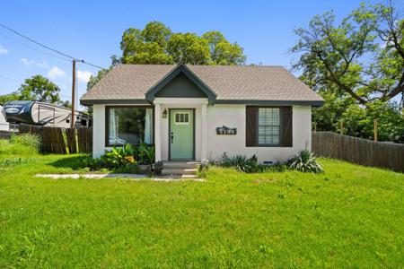 4104 Meandering Court