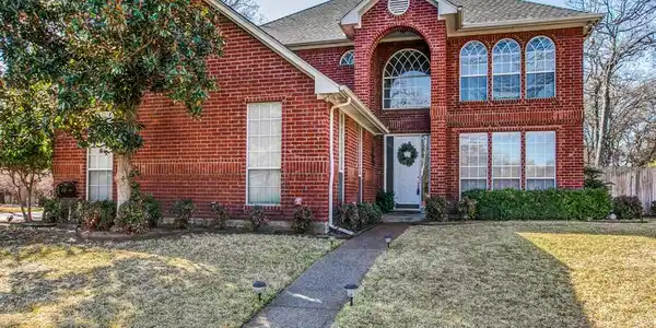 1601 Spinnaker Lane