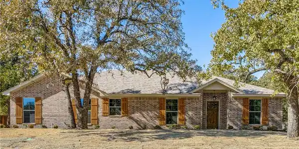 1512 Bailey Drive
