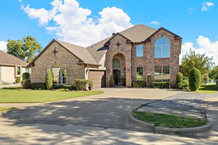 6118 Lincolnshire Court