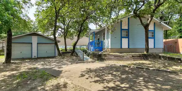 1861 Glenda Court
