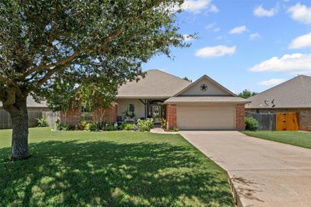 1003 Winding Road