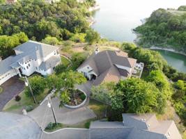 10031 Crestridge Court