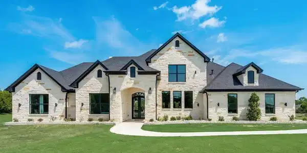 1003 The Shores Drive