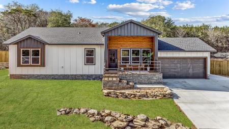1008 Comanche Cove Drive