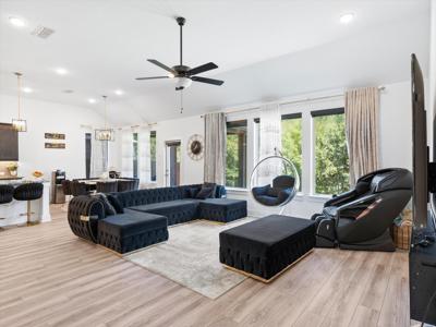 1204 Villalonga Drive