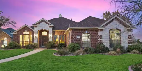 6800 Black Mesa Court