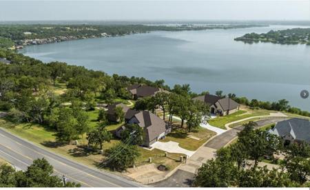 7109 Lake Village Court