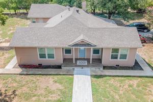 909 East Drive