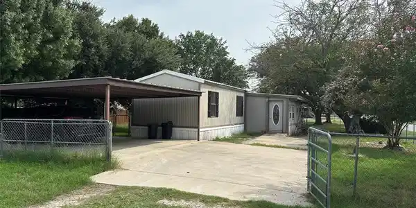 1906 Renee Court