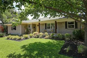 6569 Kingsbury Drive