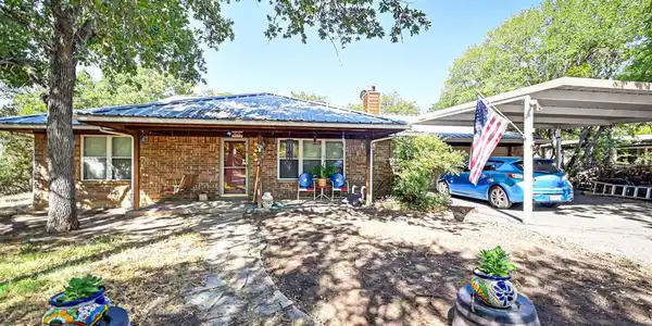55 Lake Point Drive