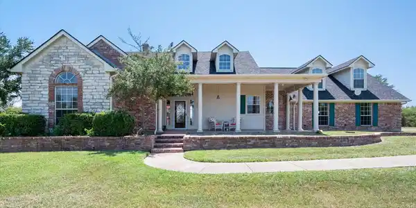 206 SE County Road 3186