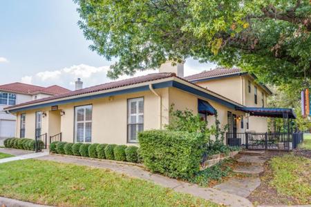 3023 Bayside Drive