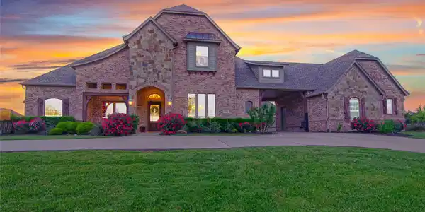 9809 Harbour View Lane
