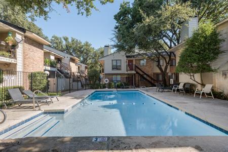 6646 E Lovers Lane