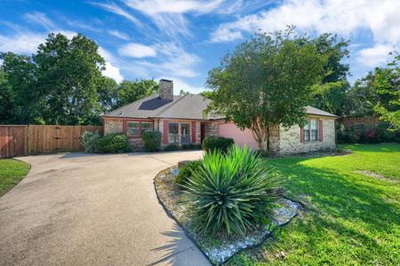 5433 Deep Canyon Drive
