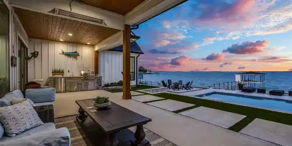 2217 Lakeview Landing