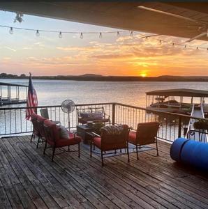 1653 Cedar Crest Loop
