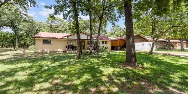 364 County Road 4856