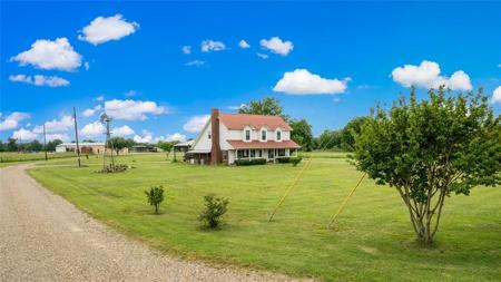 1623 County Road 1912