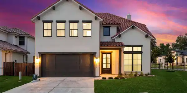 9030 Lakeside Drive