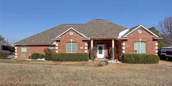 909 Wayne Trail