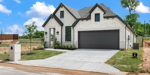 12276 Ross Calhoun Drive