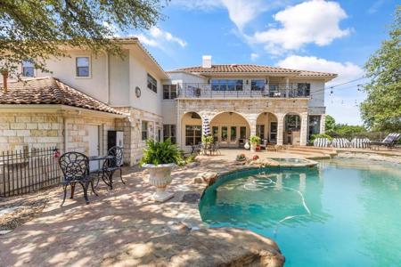 1914 Green Wing Drive