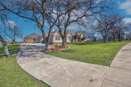 2837 Singletree Cove