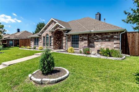 3409 Mistletoe Lane