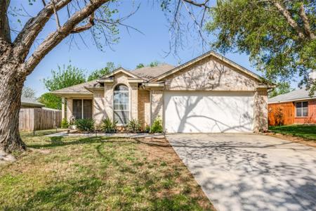745 Winding Oak