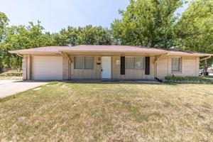 312 S Cherry Lane