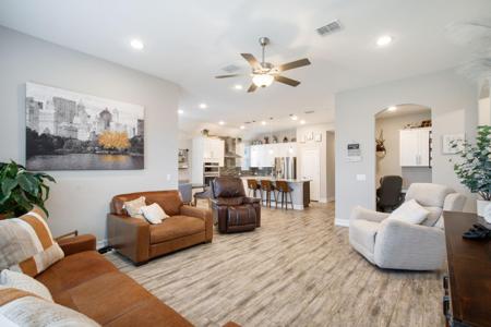 4113 Crossroads Court