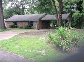 20346 Lakeshore