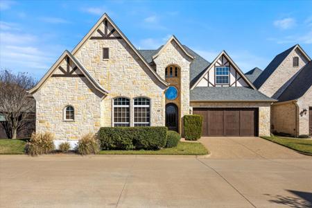 2414 Vineyard Drive