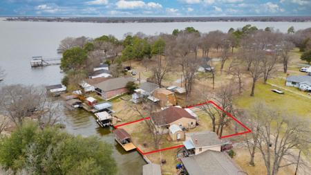 168 Baywood