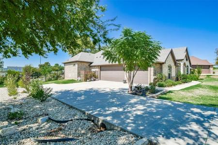 3902 Homestead Court