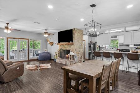 200 County Road 1574